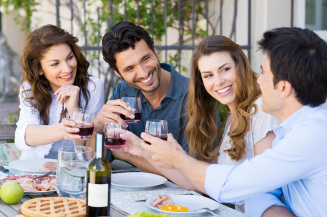 An alkoholfreien Wein müssen sich die Verbraucher erst noch gewöhnen