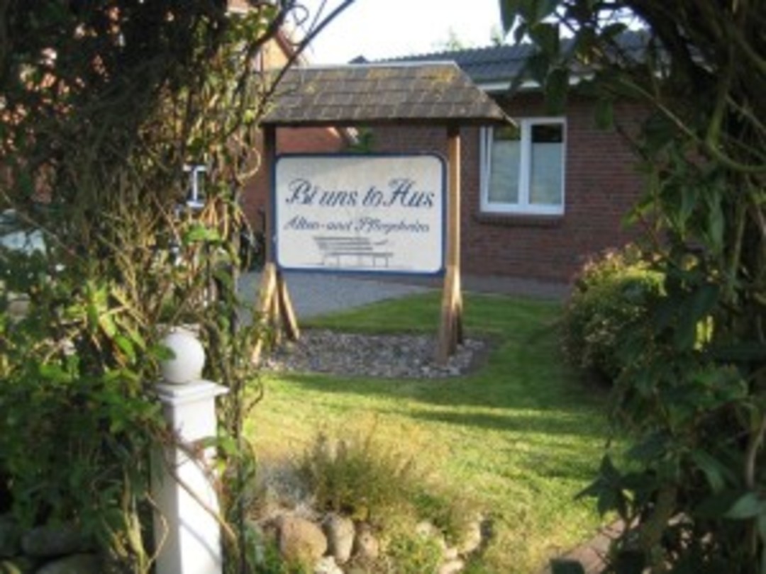 Alten- und Pflegeheim "Bi uns to Hus"