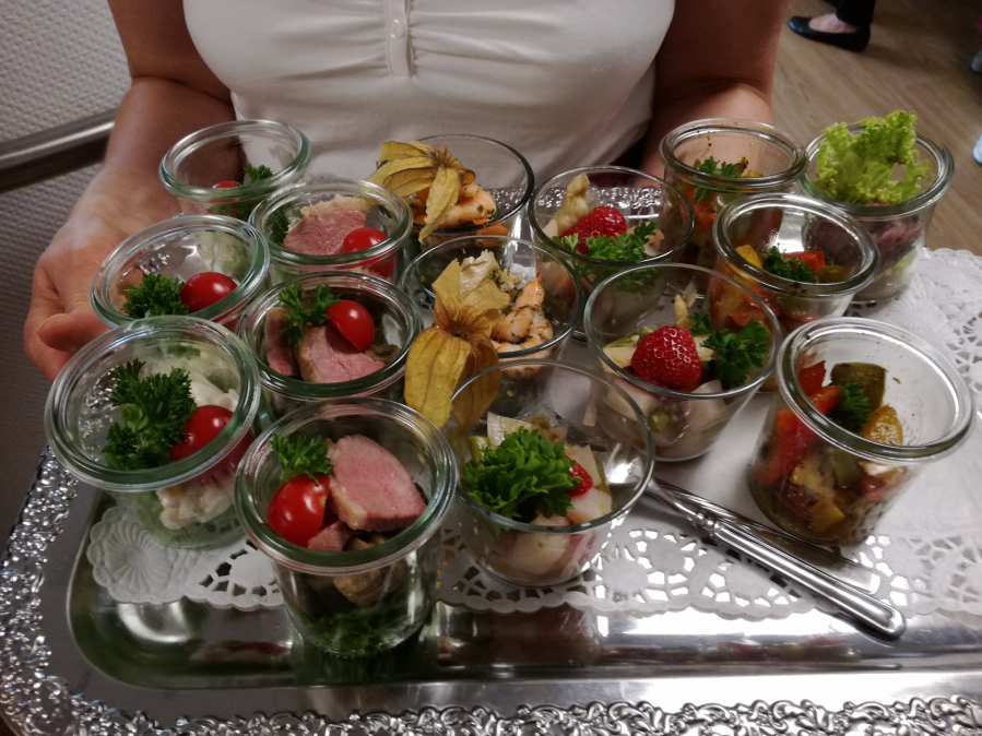 Pflegeheim Familie Larisch