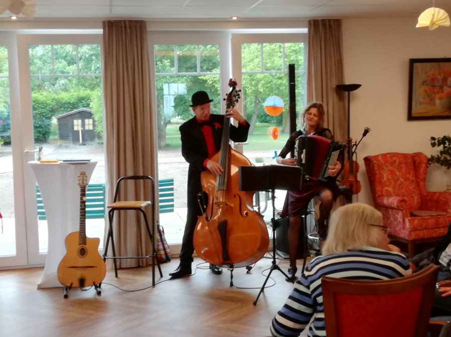 Pflegeheim Familie Larisch