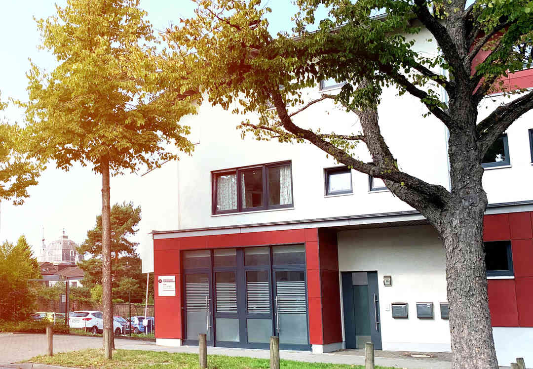 Schneider & Kleinermann Intensivpflege GmbH