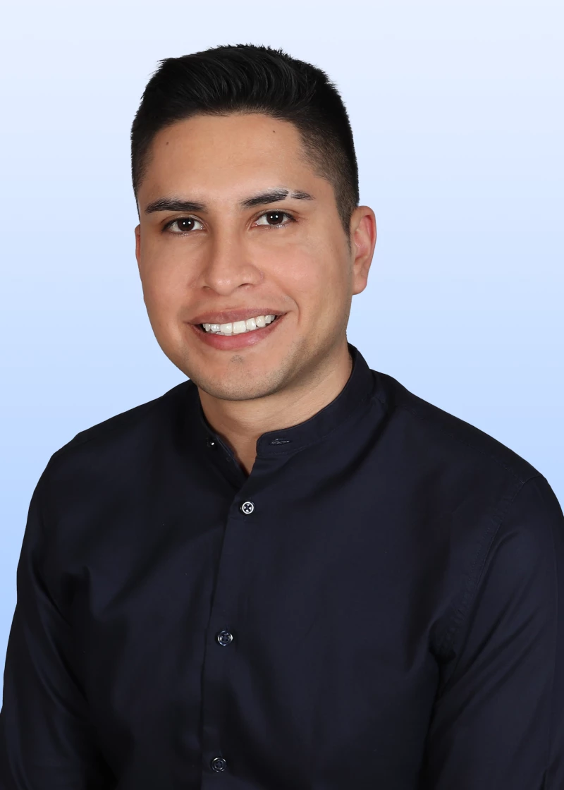 Geschäftsführung und Pflegedienstleitung: Alexander Cevallos