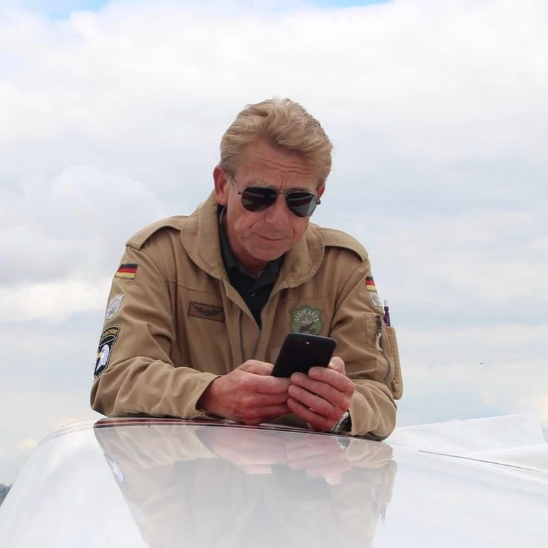 Geschäftsführung: Burkhard Pflug