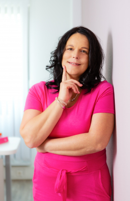 stlv. Pflegedienstleitung: Melanie Thom