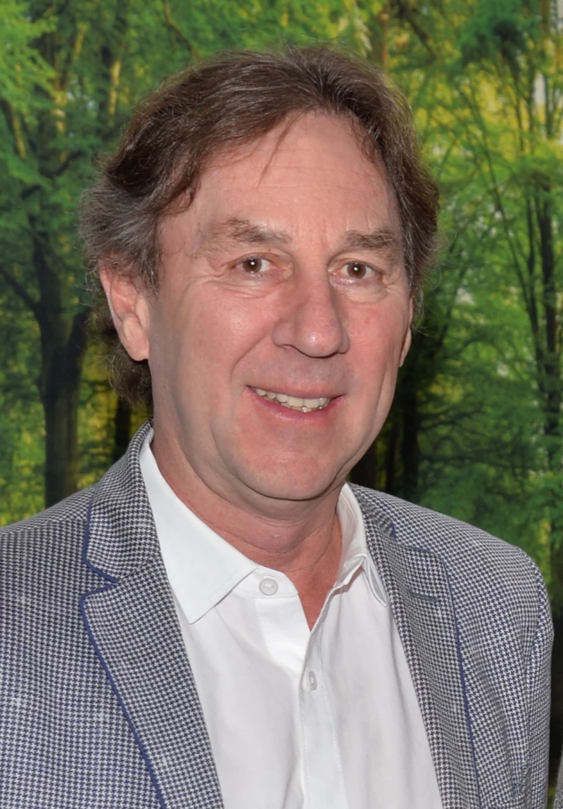 Geschäftsführung: Ralph Piller